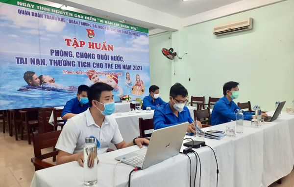 Trường Đại học TDTT Đà Nẵng tập huấn trực tuyến phòng, chống đuối nước cho trẻ em năm 2021